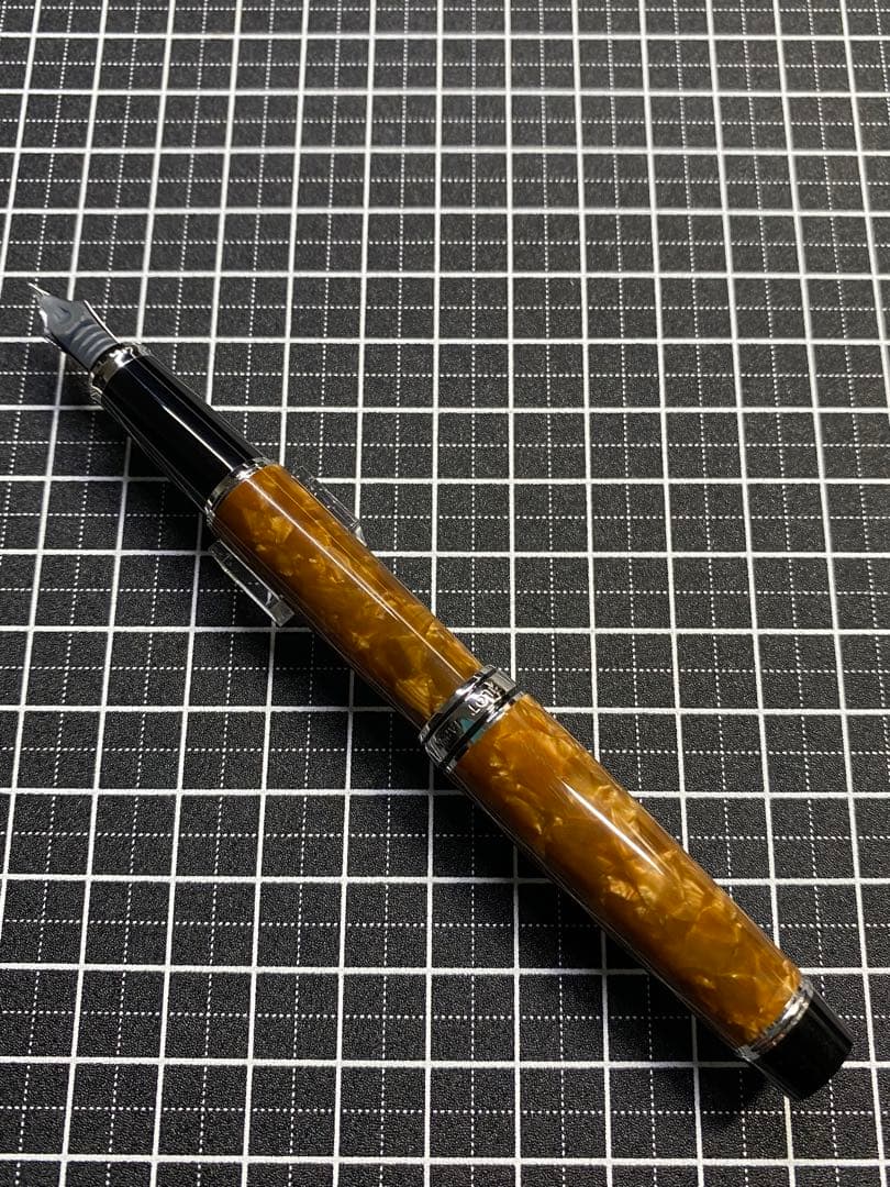 PILOT LEGANCE 89s Brown 万年筆　字幅F