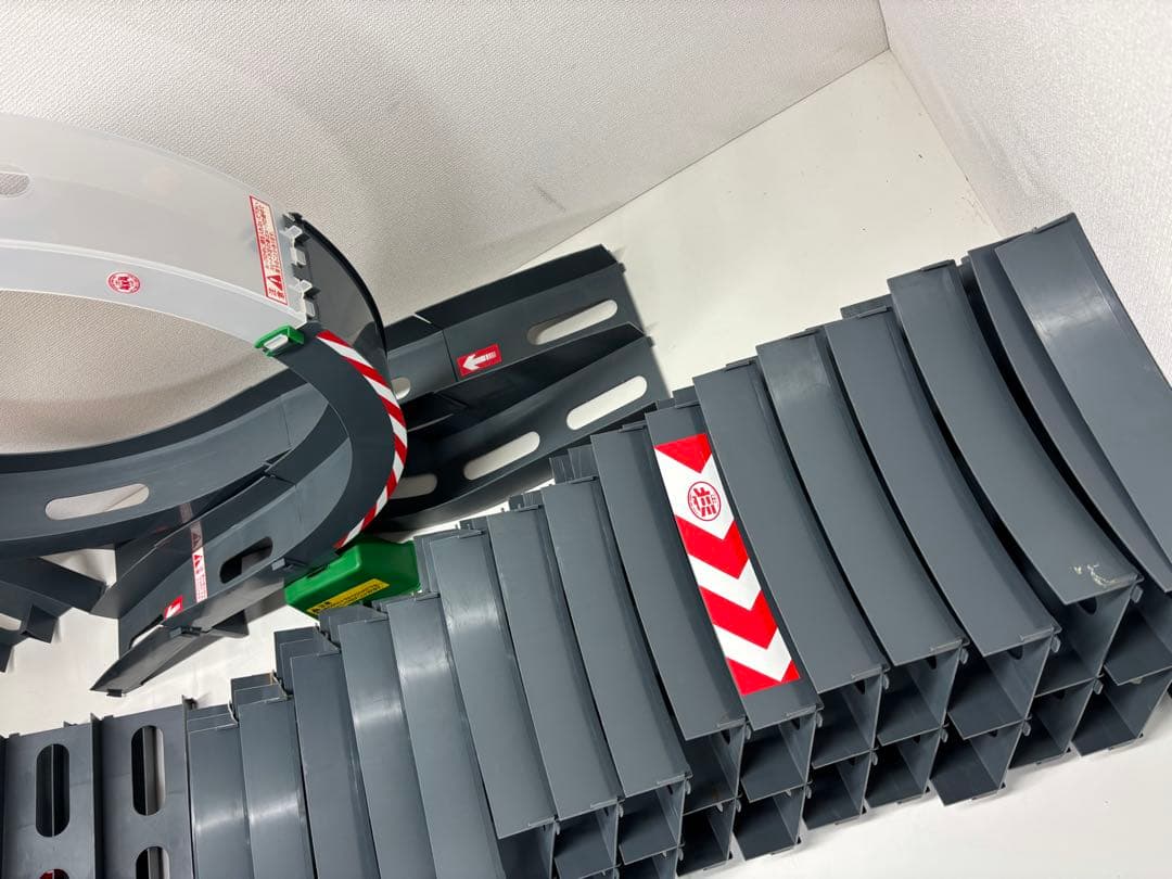 タミヤ ミニ四駆 増量 オーバルホームサーキット シングルループ レーンチェンジ