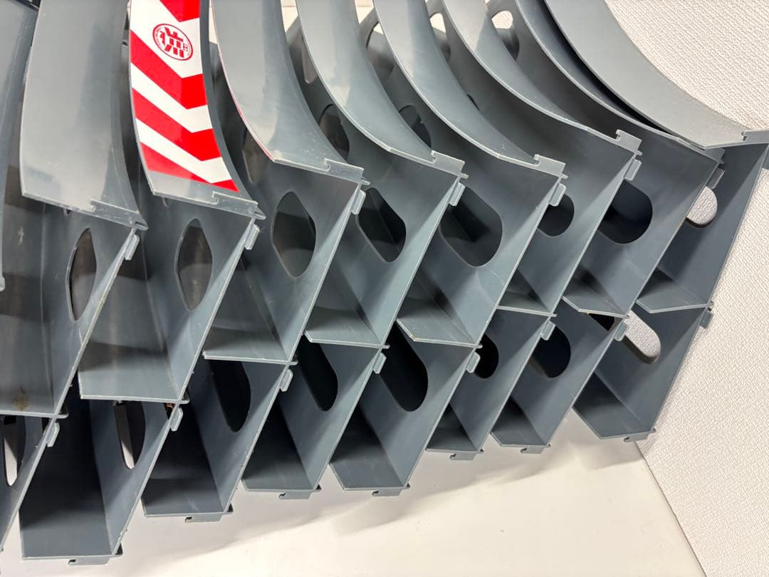 タミヤ ミニ四駆 増量 オーバルホームサーキット シングルループ レーンチェンジ