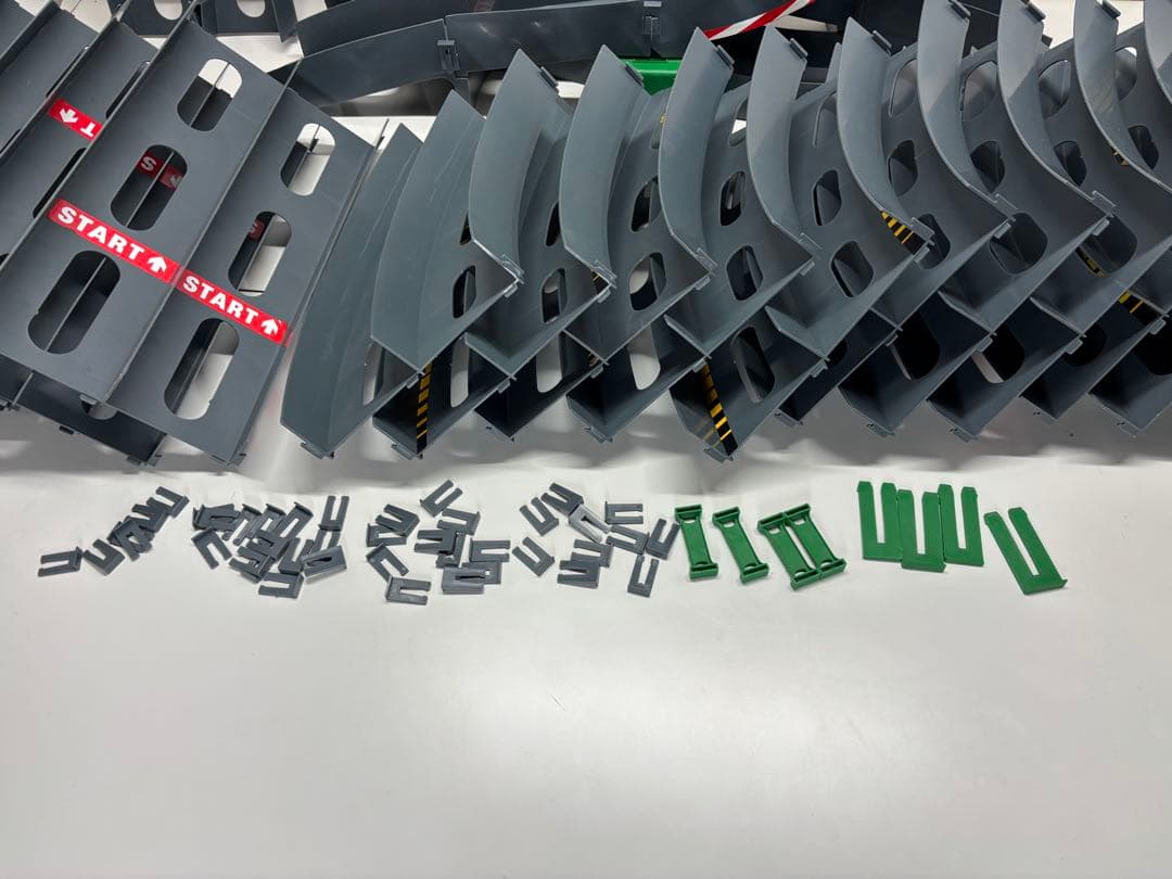 タミヤ ミニ四駆 増量 オーバルホームサーキット シングルループ レーンチェンジ