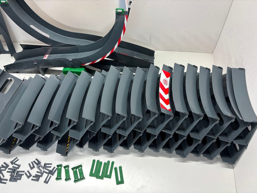 タミヤ ミニ四駆 増量 オーバルホームサーキット シングルループ レーンチェンジ