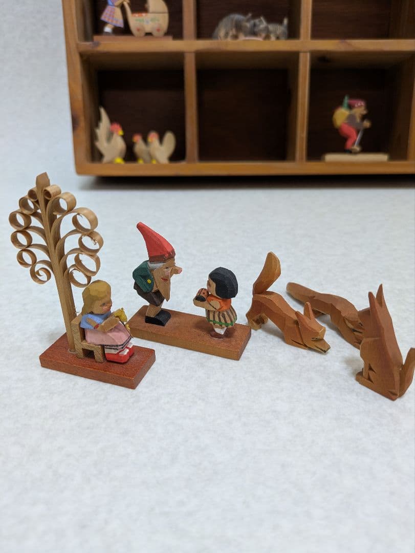 uma58Helbig工房の手彫り人形(ドイツ製)