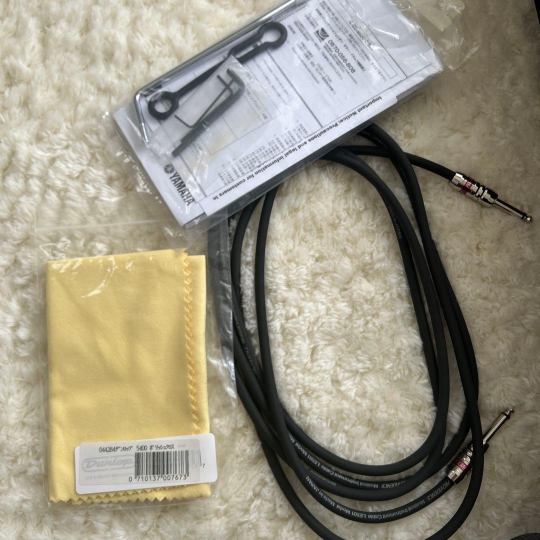 パシフィカ　ギター　グレー　フェンダーピック