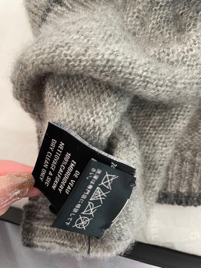 CHANEL グレー ニット帽シャネル ココマーク カシミヤ混 ビーニー