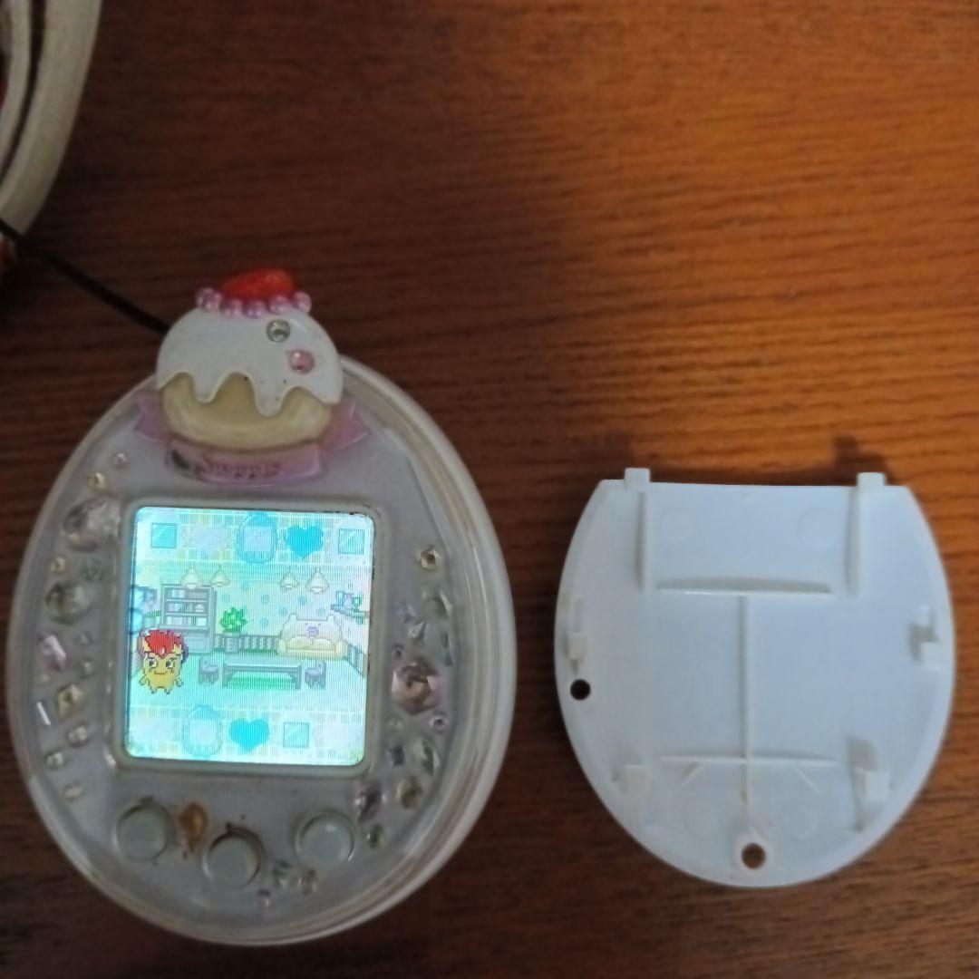 たまごっちピース(白)　ピアス