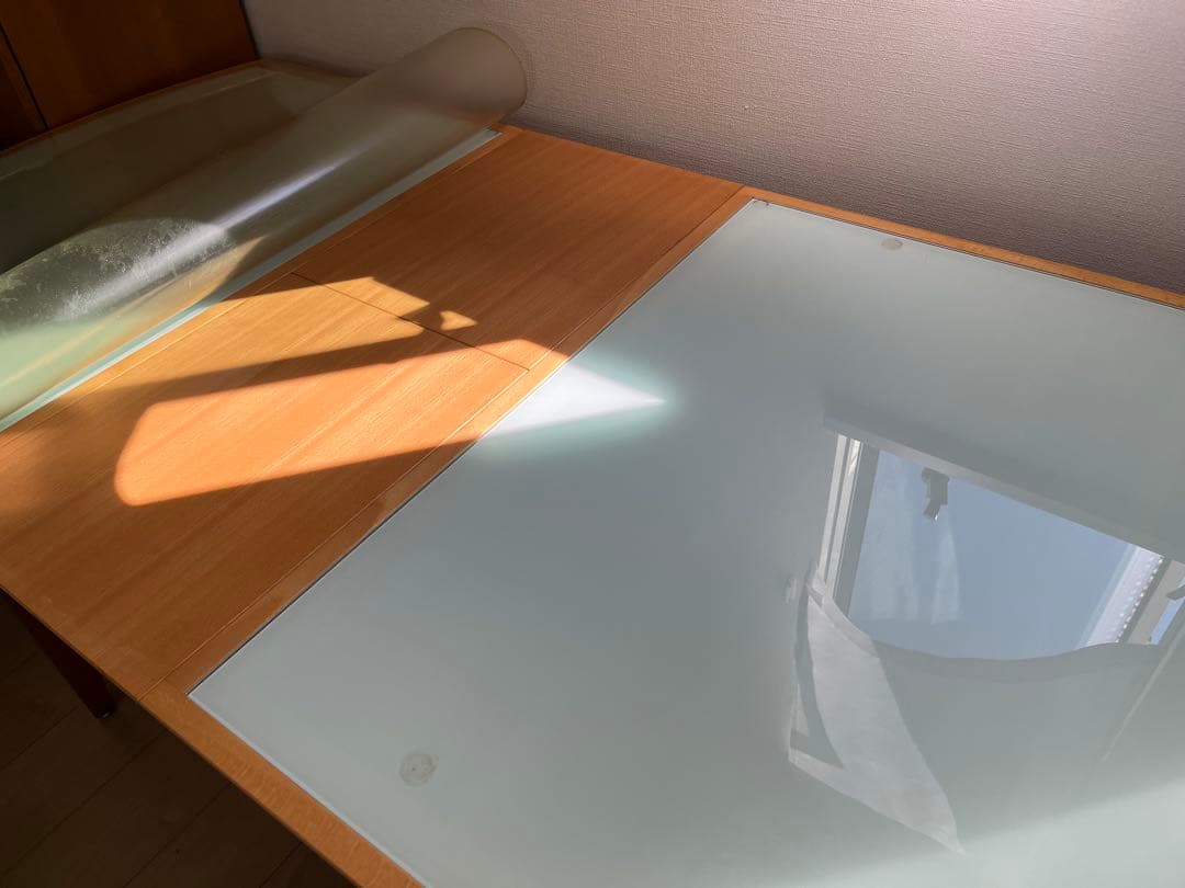 大塚家具　ダイニングテーブル　伸縮ガラストップ　木製ナチュラル