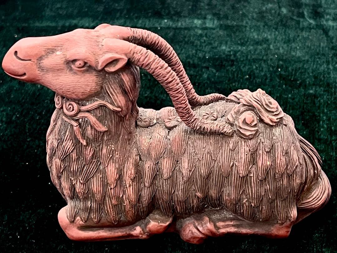 羊の置物（陶器）アンティーク、コレクション