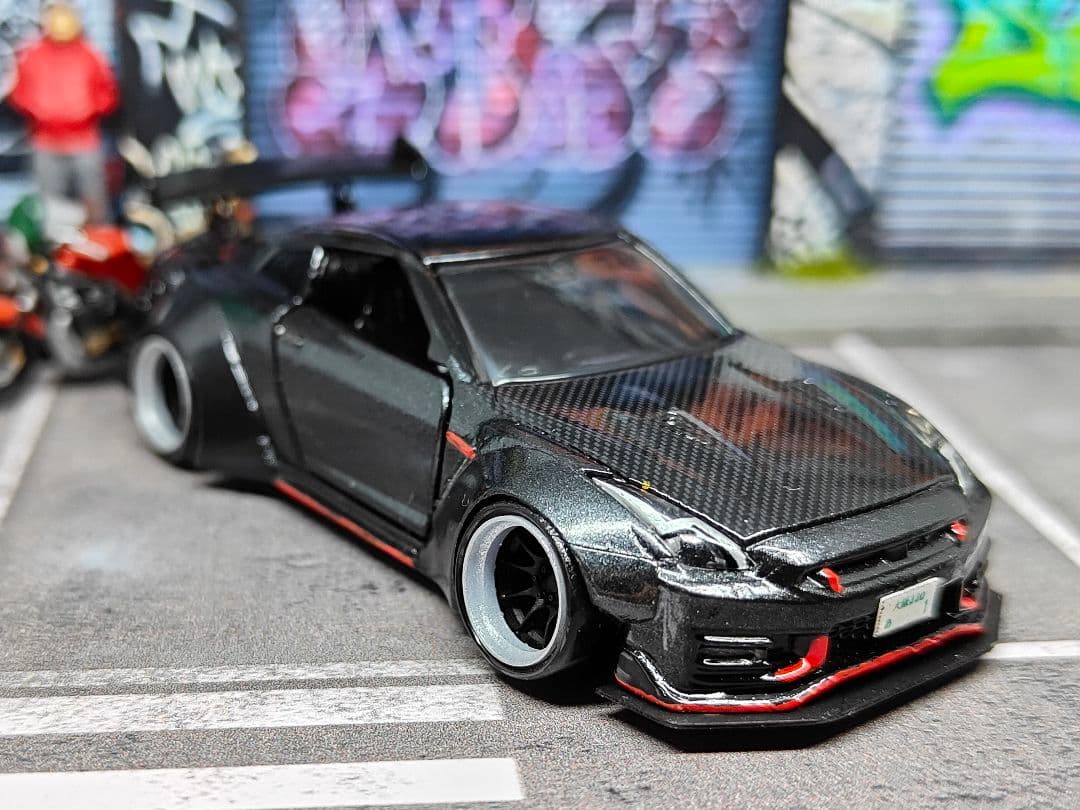 トミカ改造 R35 GTR LB仕様 オーバーフェンダー 黒 ホットウィール