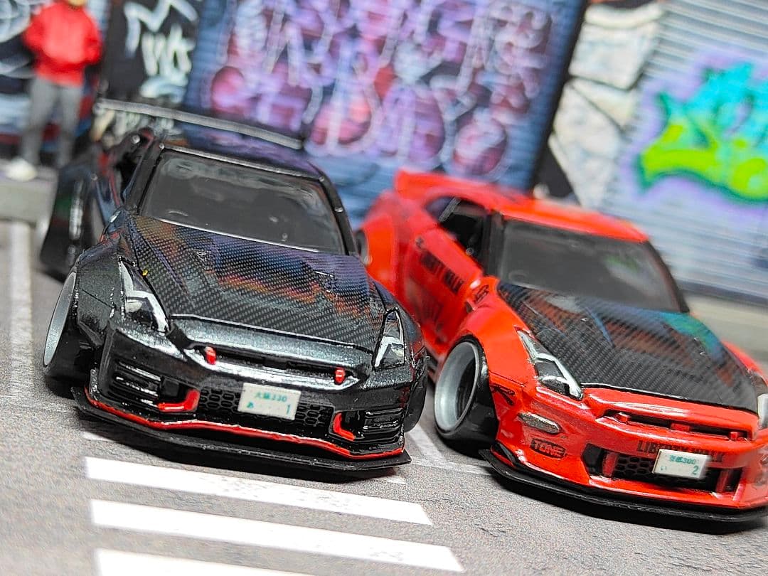 トミカ改造 R35 GTR LB仕様 オーバーフェンダー 黒 ホットウィール