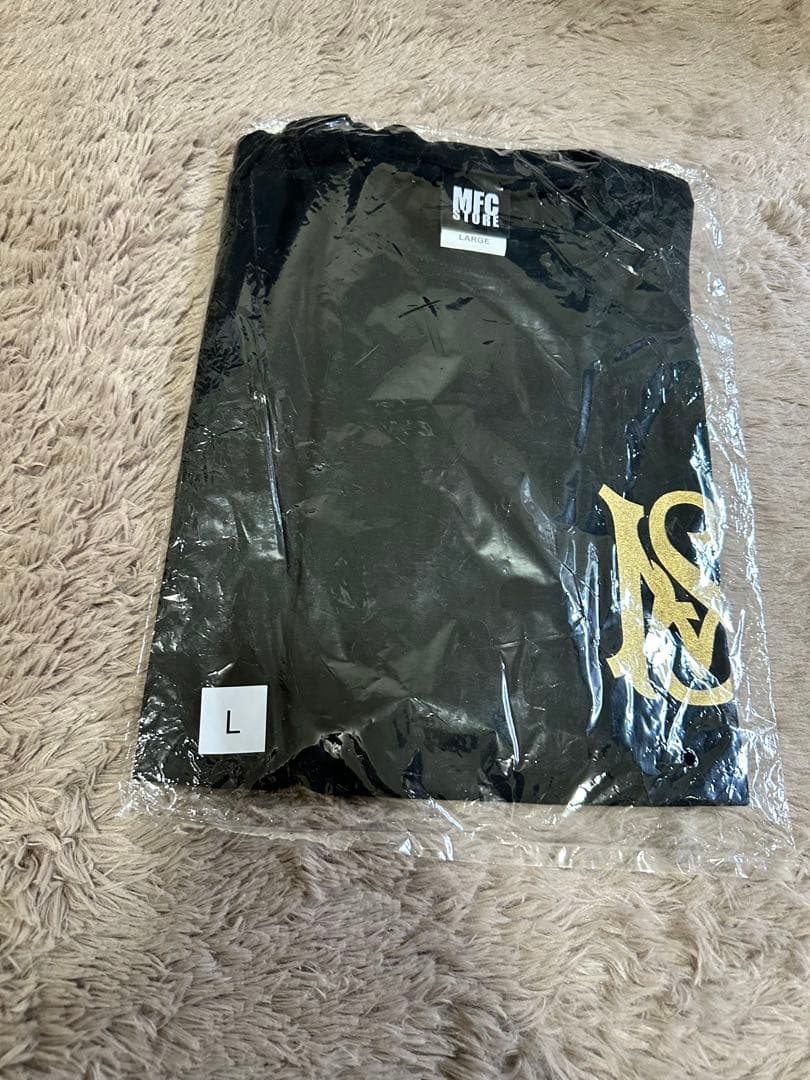 【新品未使用】浜崎あゆみMFCコラボTシャツ台湾限定（黒白）