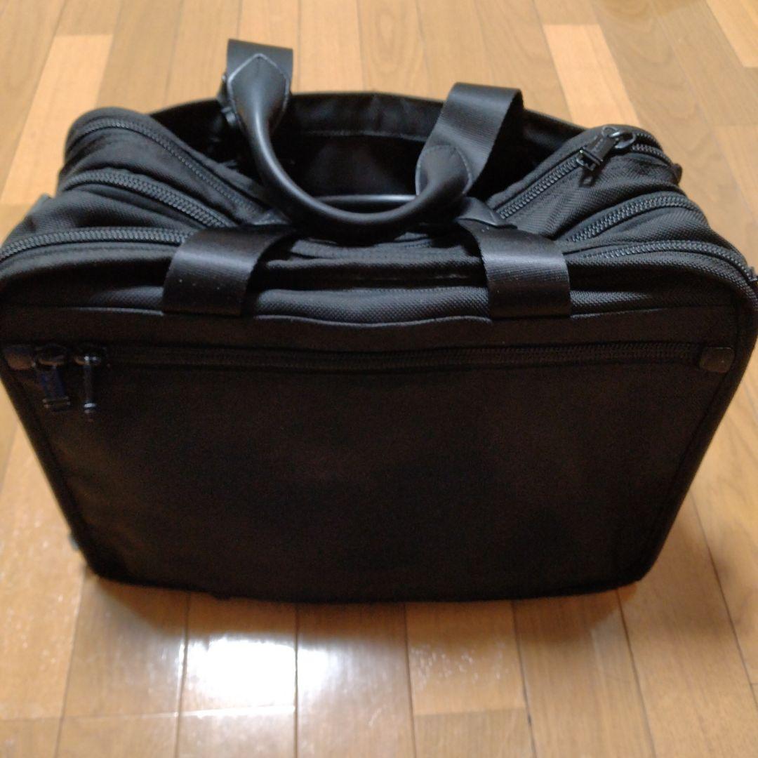ブラックビジネスバッグ ナイロン製