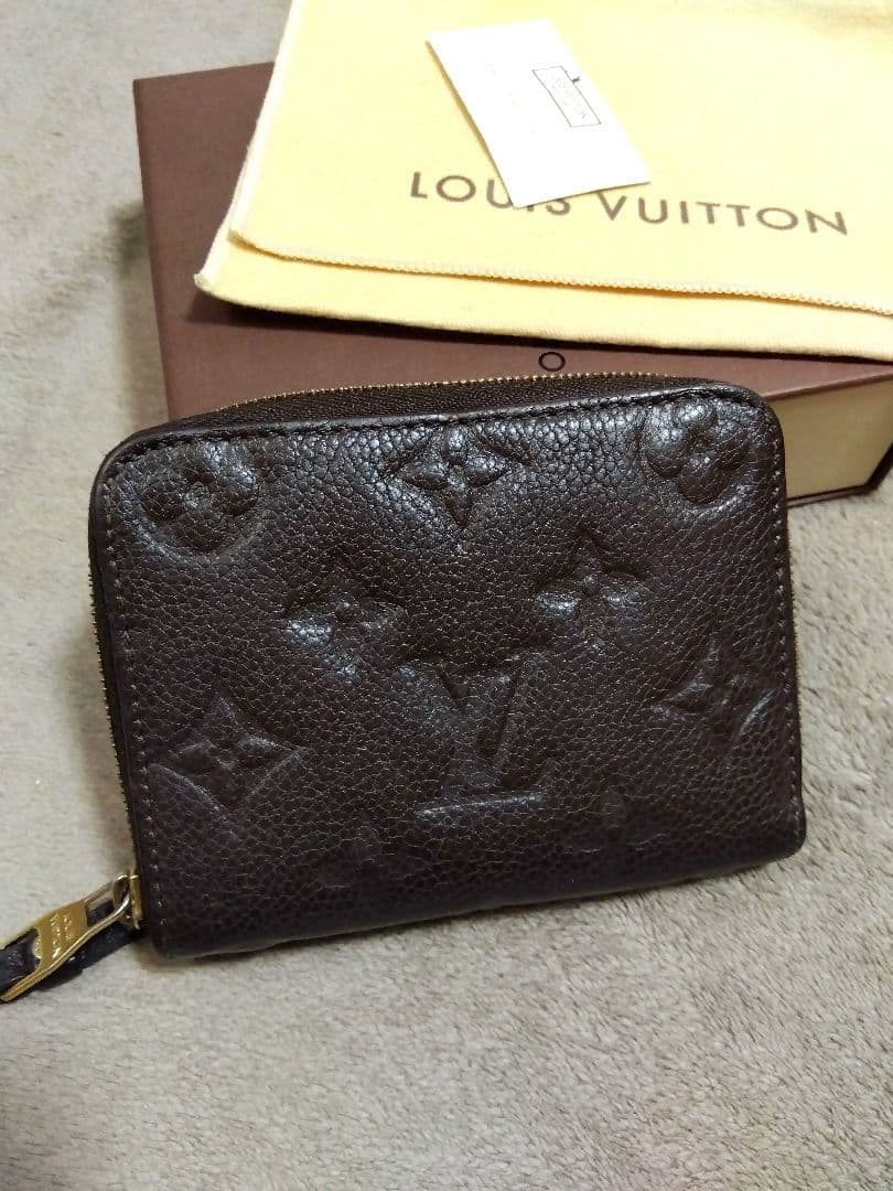 ヴィトン ジッピーパース ケース