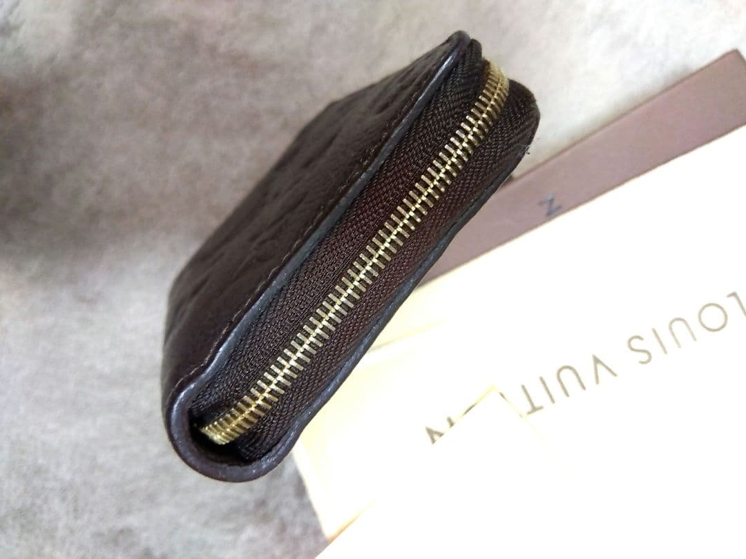ヴィトン ジッピーパース ケース