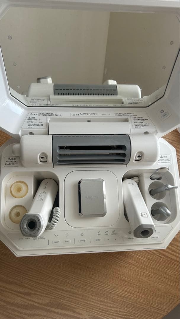 サキナ　ルルシェ　美顔器