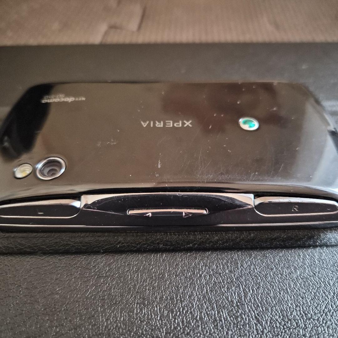 Sony Ericsson Xperia SO-01D 本体