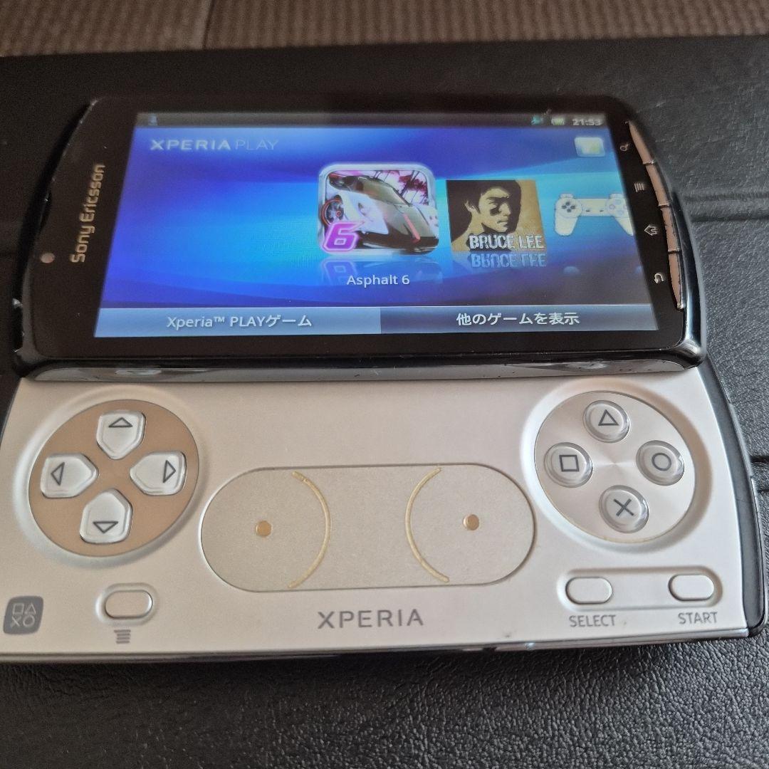 Sony Ericsson Xperia SO-01D 本体