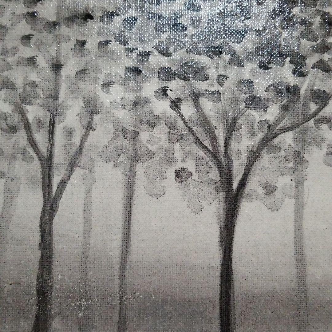 油絵　モノクロームからの赤い木