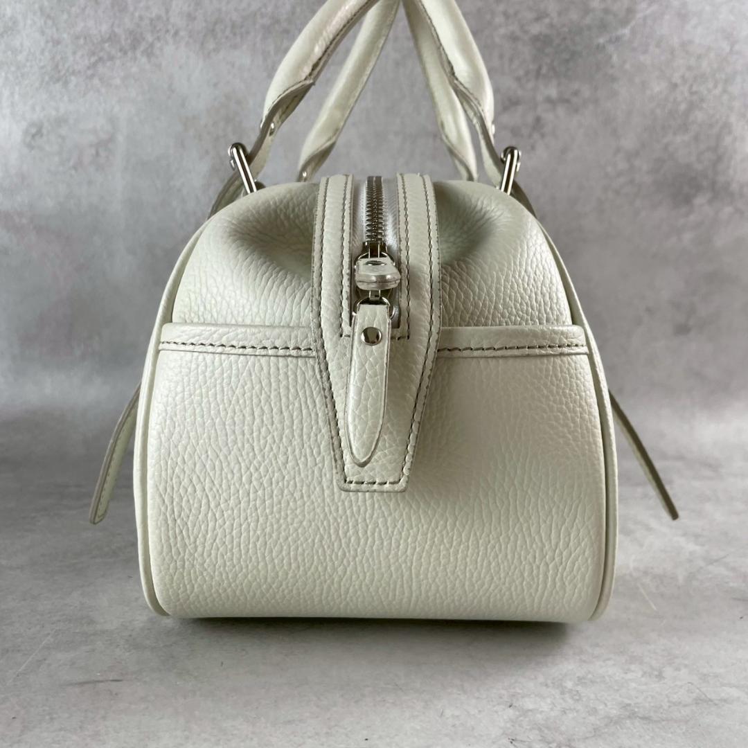 極美品✨ BURBERRY バーバリー ノバチェック レザー ハンドバッグ 白