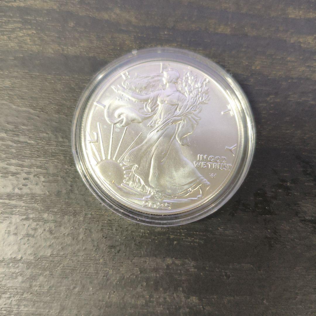 2025年　アメリカ イーグル銀貨 純銀1オンス