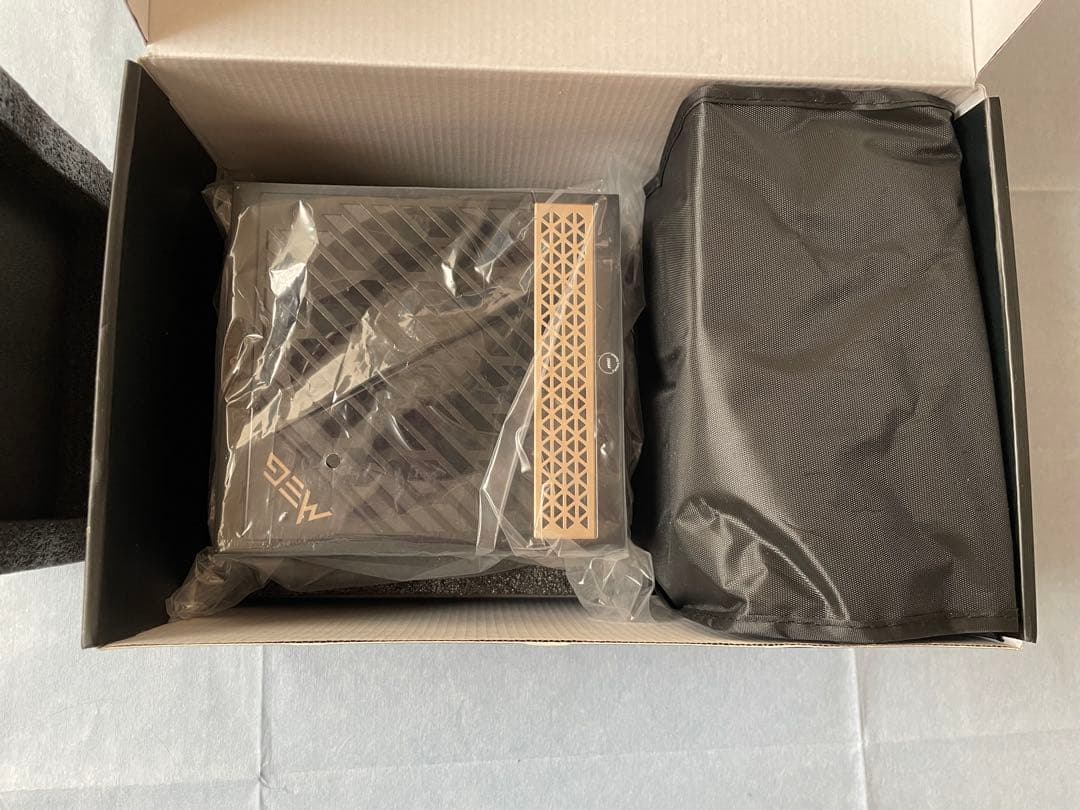 MEG Ai1300P PCIE5 1300W 電源ユニット