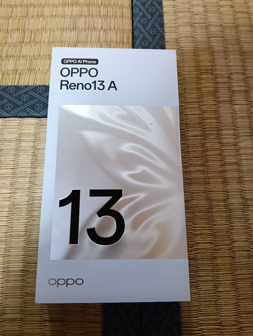 新品未使用品　OPPO Reno13A アイスブルー　au版　SIMフリー