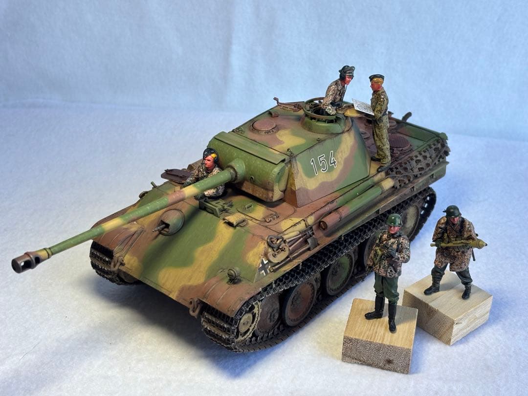 1／３５ドイツ陸軍パンサーG型戦車プラモデル完成品