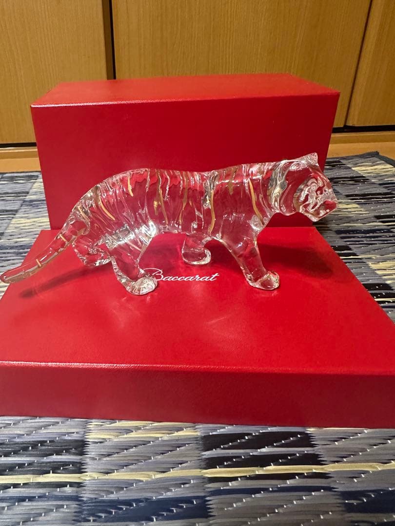 Baccarat クリスタル製 虎の置物