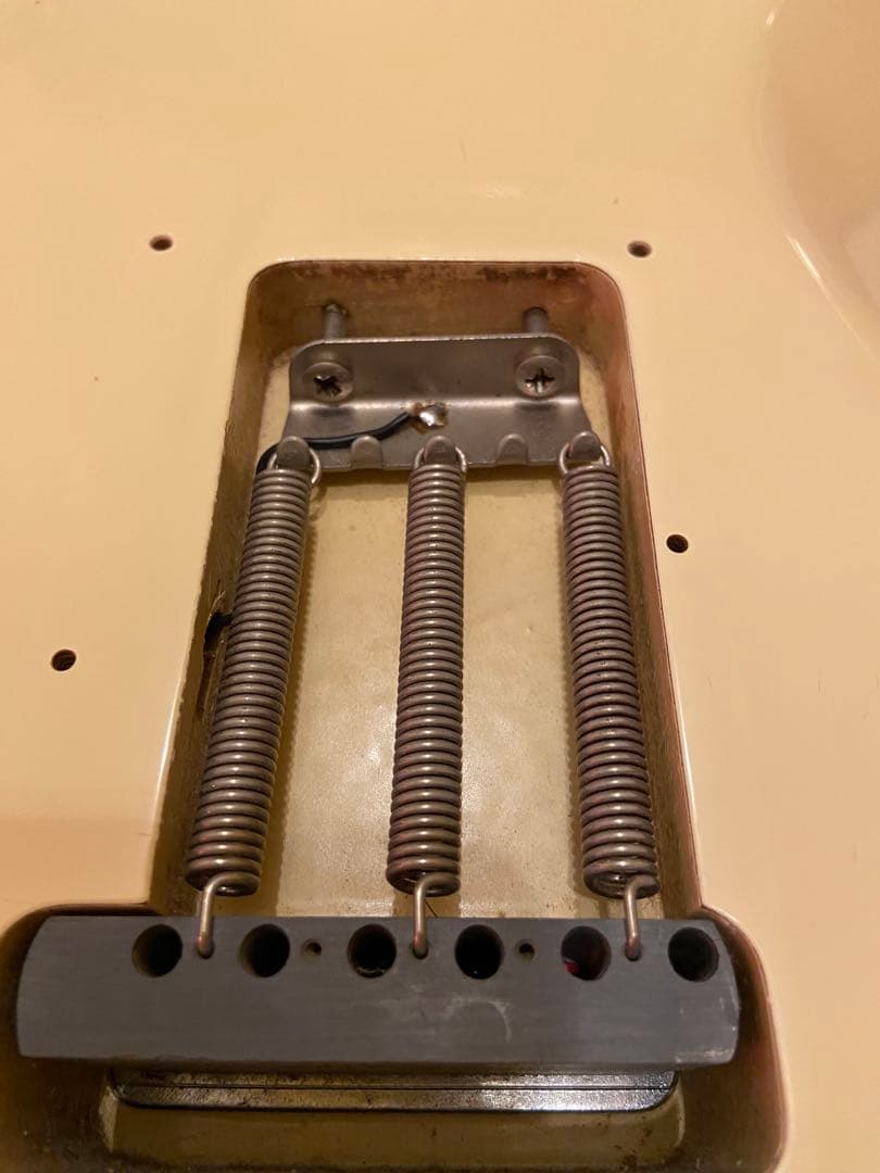 Squier fender japanストラトキャスター Eシリアル