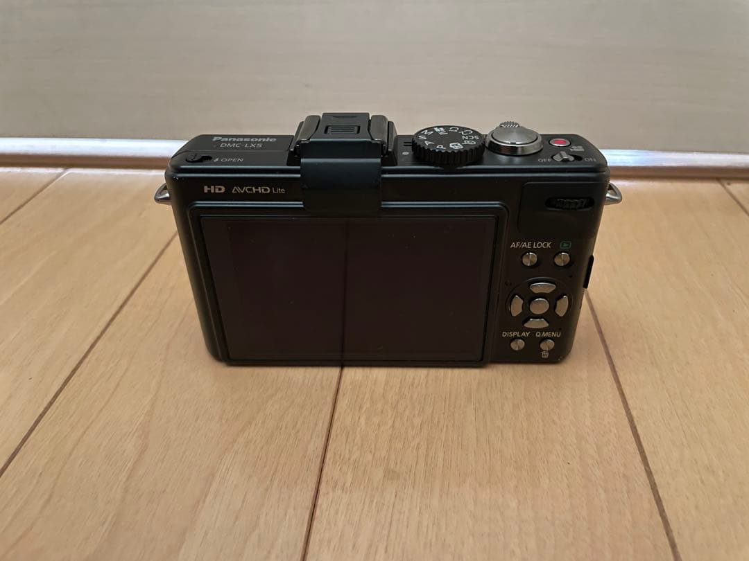 【D】様　シャッター数879回 LUMIX DMC LX5