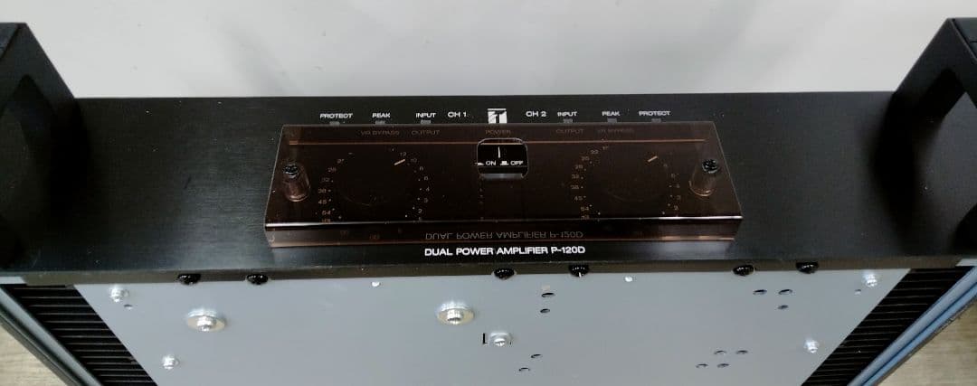 美品！TOA 200W×2ch デュアルパワーアンプ　P-120D
