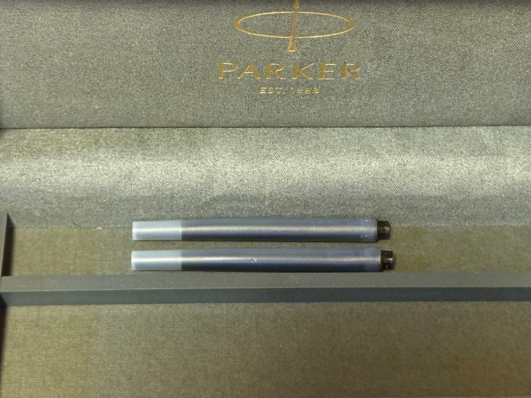 Parker 万年筆 紺・金 専用ケース付き