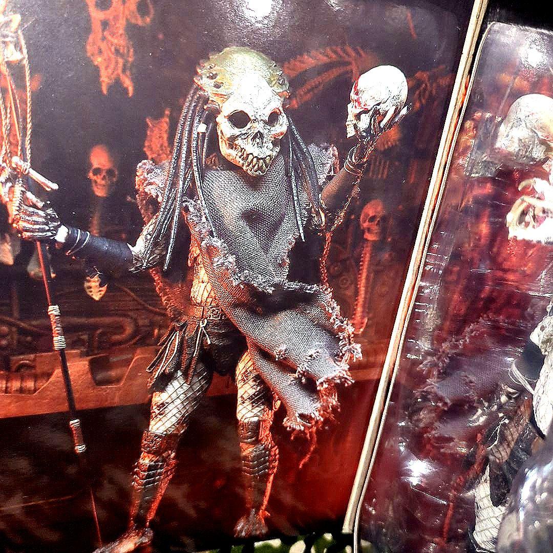 NECA／アルティメット•シャーマンプレデター 30周年記念モデル【未開封品】