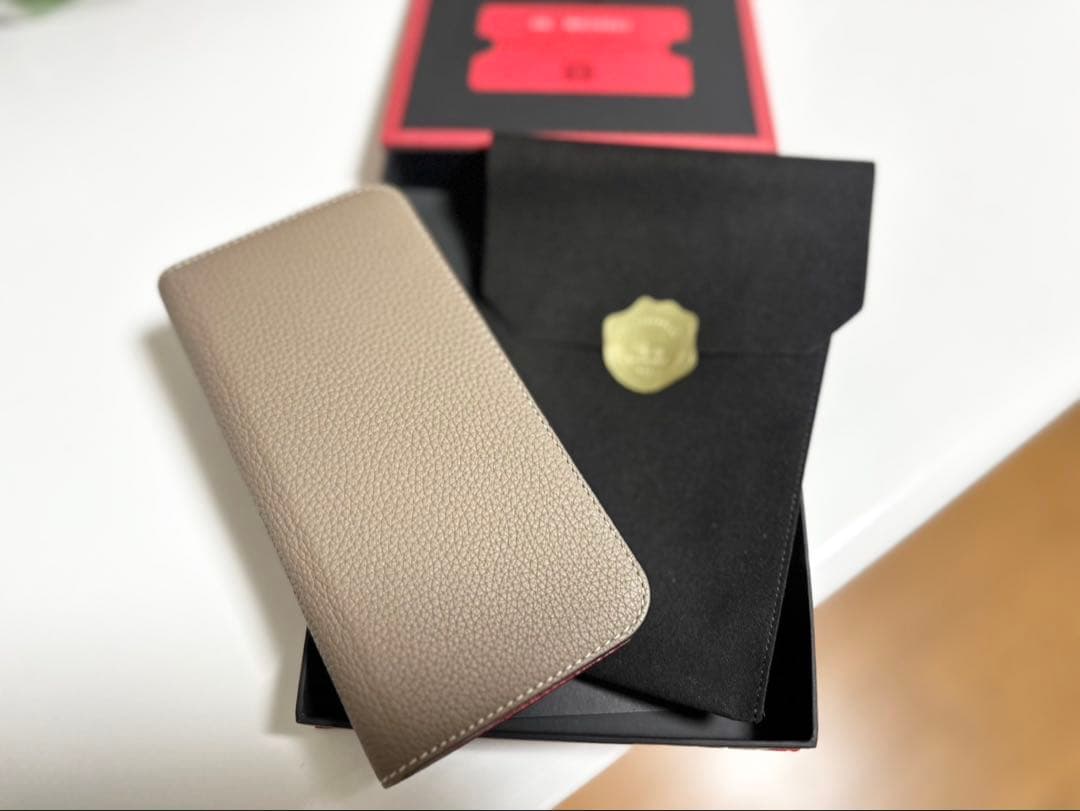 ベージュ レザー 手帳型ケース iPhone用