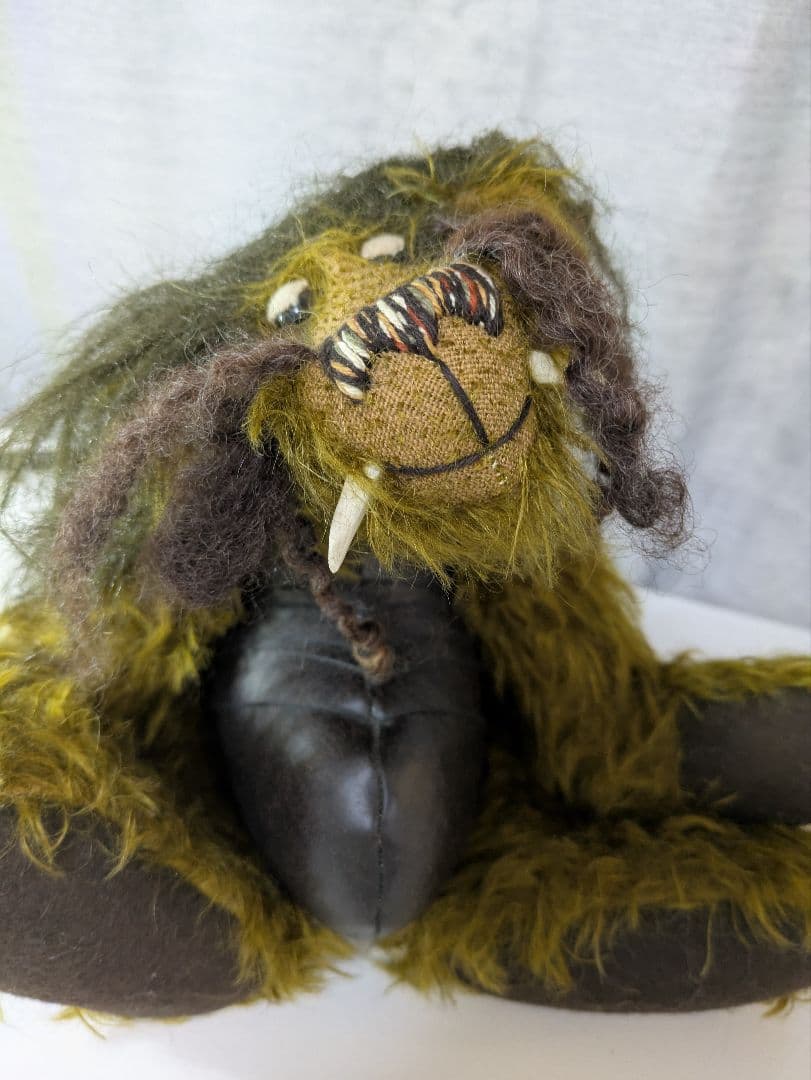 海外アーティストベア作家　テディベア　バーバラアン　カニンガム　ドラゴン