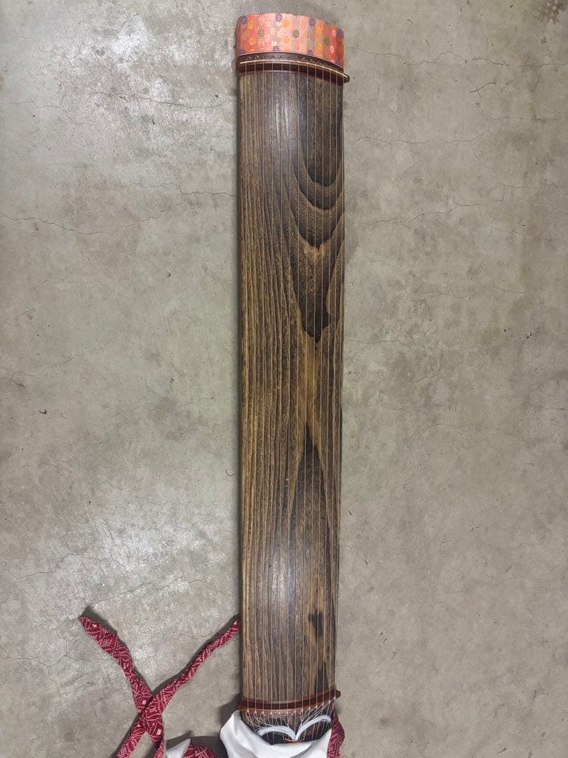 値下げ可能　直接引き取り希望　木製琴 13弦 花柄装飾 カバー付き