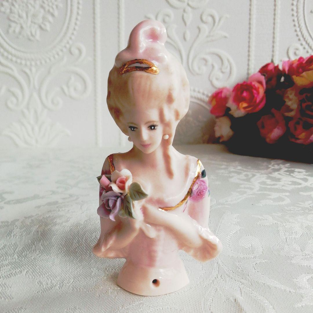 ハーフドール　ロレーヌ　磁器製　ピンクッション　ティーコゼに。