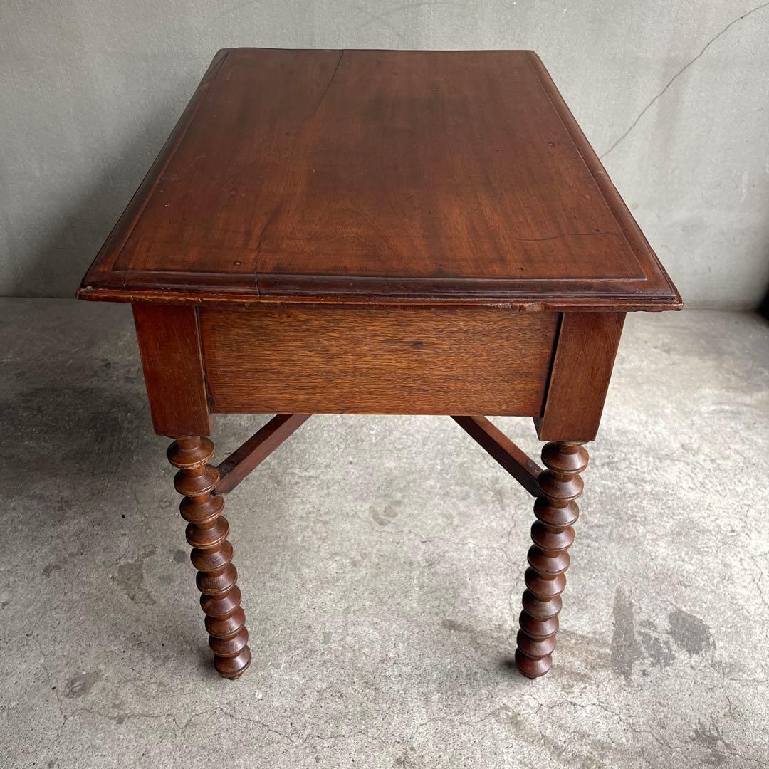 英国アンティーク　ナイトテーブル