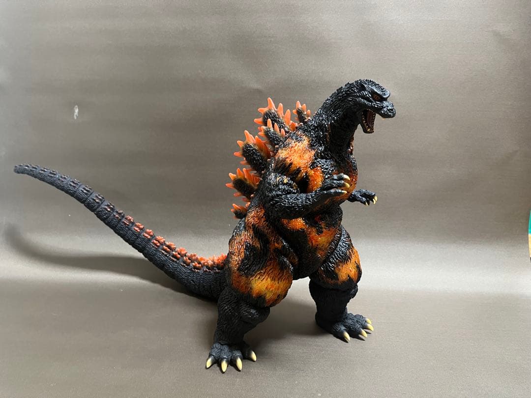 東宝30cmシリーズ　酒井ゆうじ造形コレクション　ゴジラ1995香港上陸　限定版