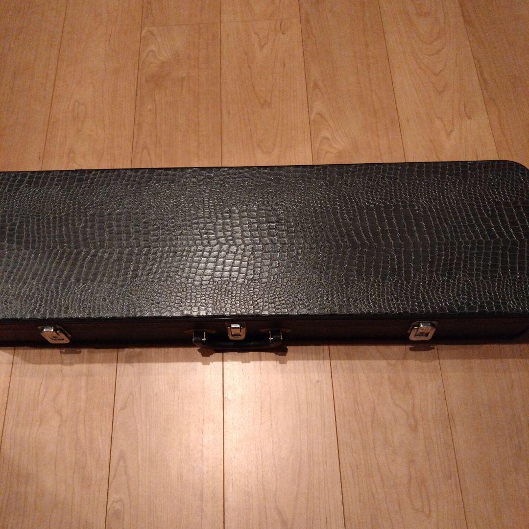 沖縄三線　蛇柄　人工皮　専用ハードケース付き