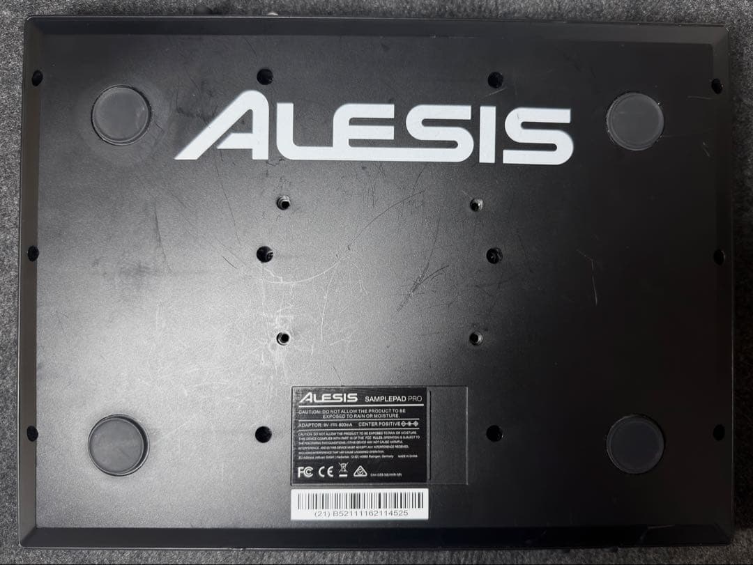 【スタンド&SDカード付属】Alesis SamplePad Pro サンプラー