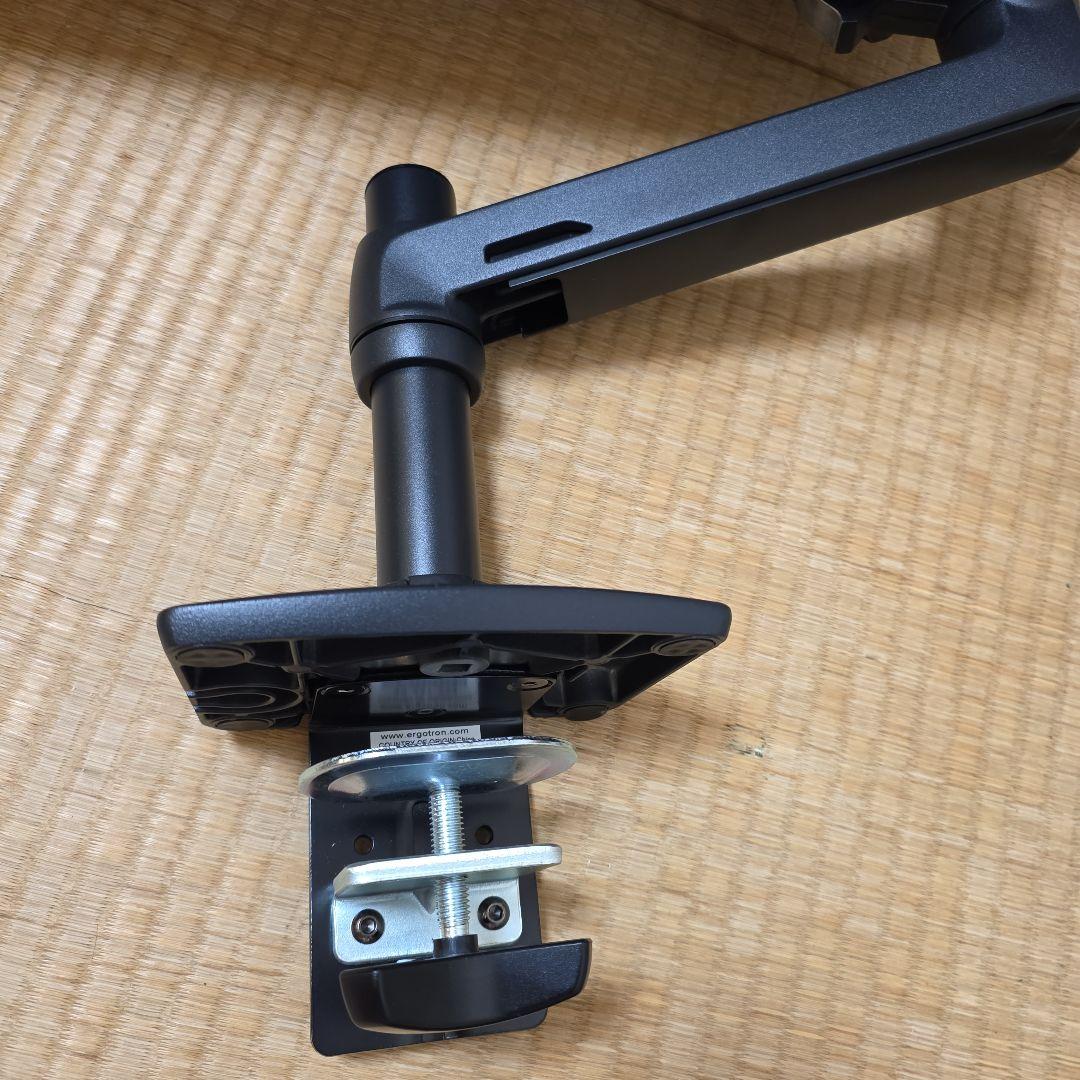 有機EL 4k27型 モニターglancy EPS269Q01DA　アームセット