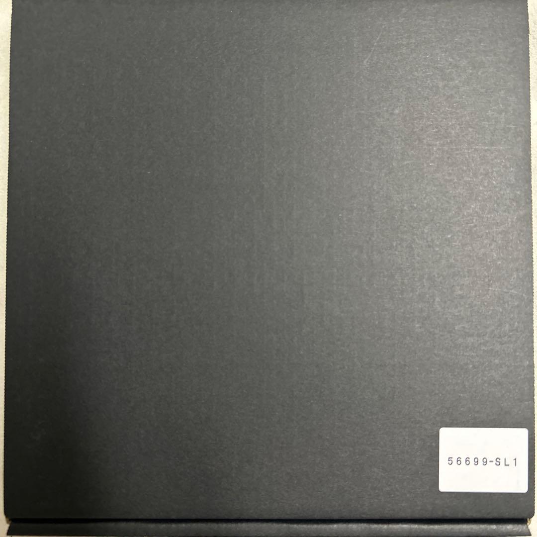 ブラスタ ラッフル ケイ オリジナルプレート