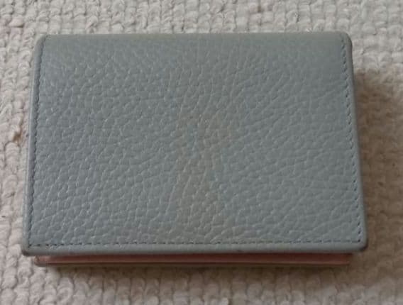 Gucci 二つ折り財布 グレー