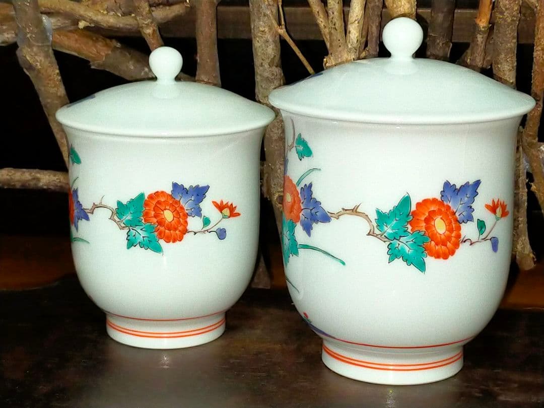 ♥未使用♥　人間国宝　十四代　酒井田柿右衛門　夫婦　湯飲み　湯呑み　共箱付