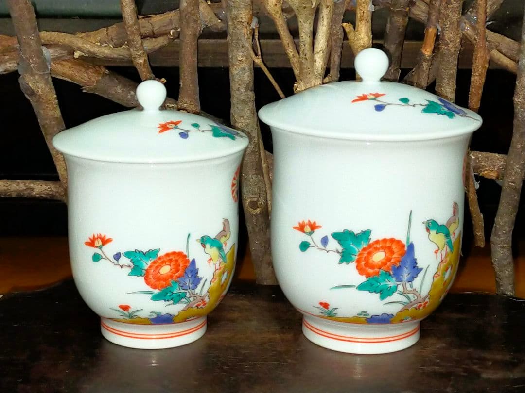 ♥未使用♥　人間国宝　十四代　酒井田柿右衛門　夫婦　湯飲み　湯呑み　共箱付