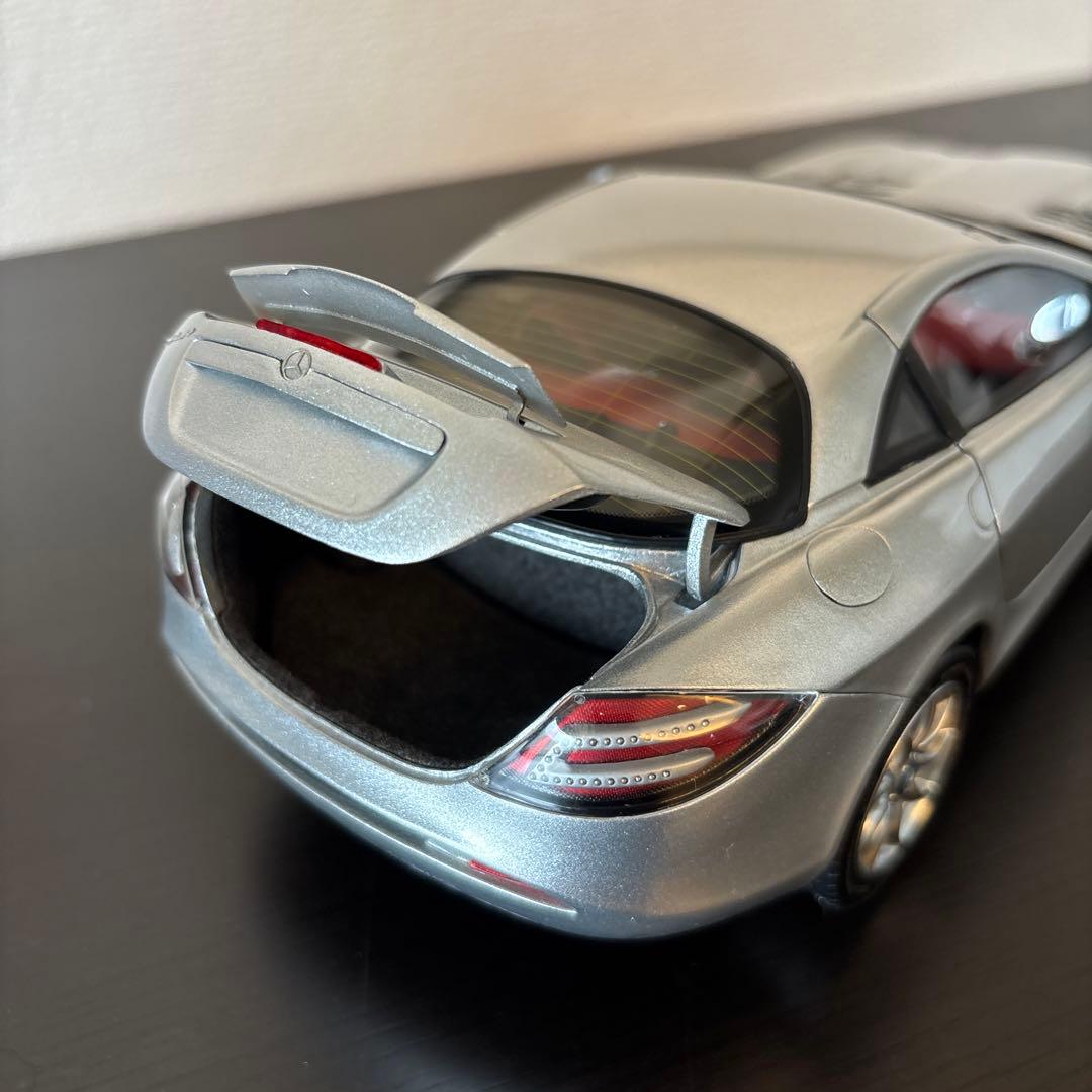 【レア】 CMC Mercedes-Benz SLR McLaren 1:18