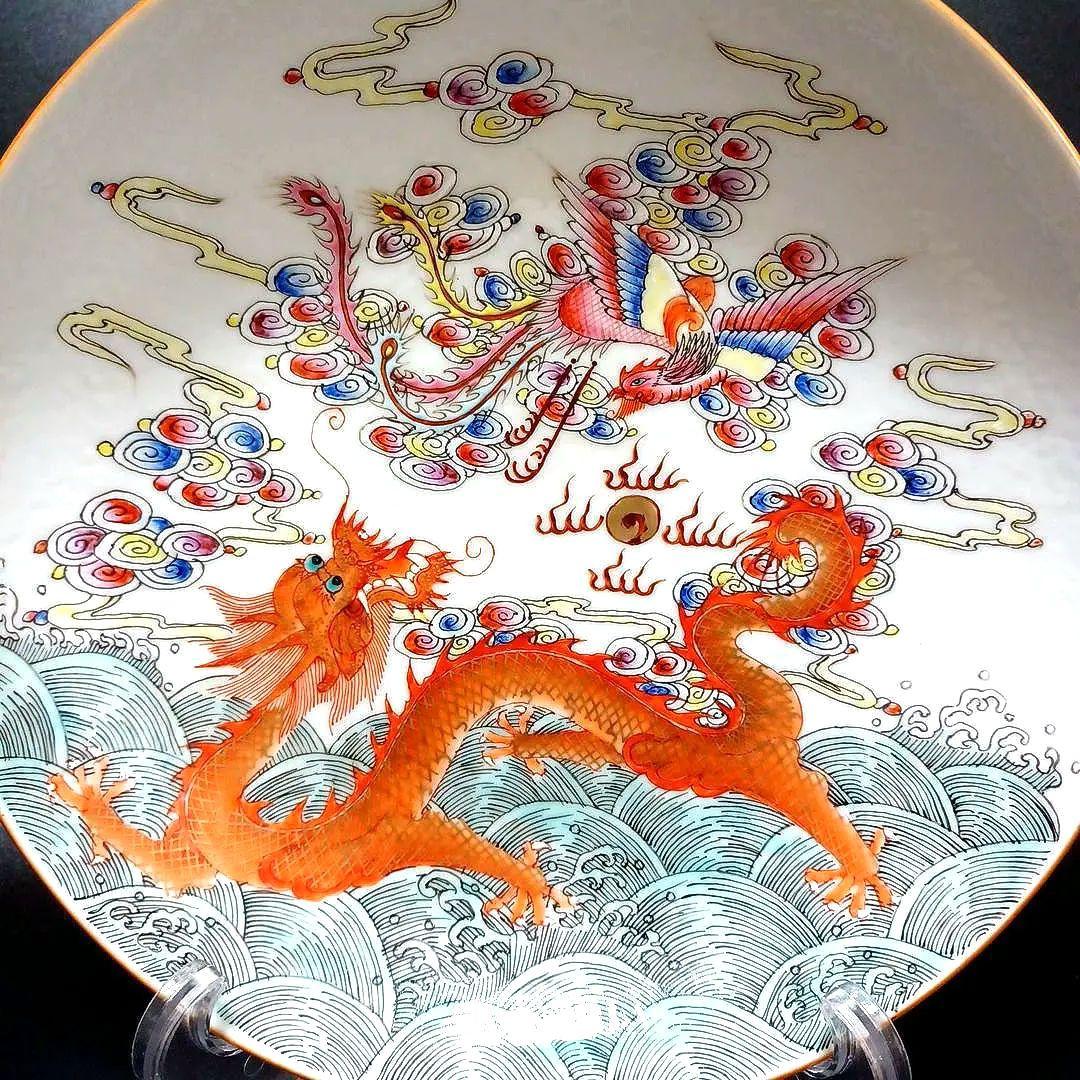粉彩龍鳳文皿　中国古美術