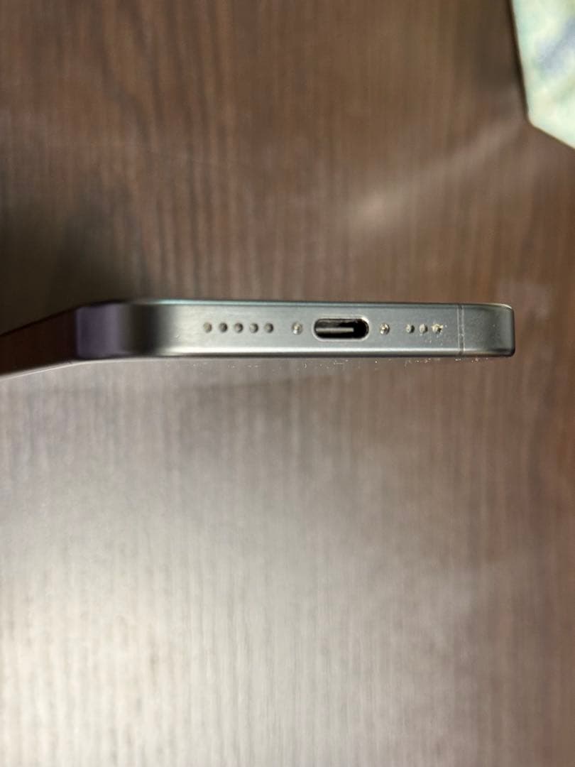 iPhone 15 pro 128GB SIM フリー ブラックチタニウム