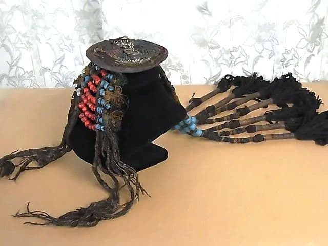 ★P1201★ エスニック　古い頭飾り　民族装飾　装身具　 ガラスビーズ