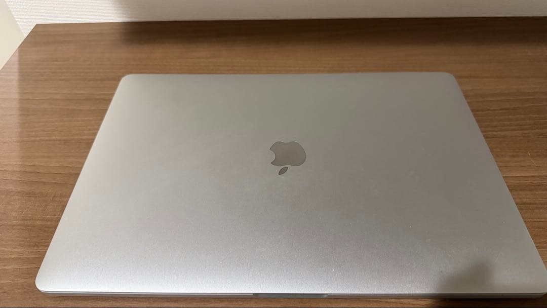 MacBook Pro 15㌅ Core i7 6Core・32GB・512GB